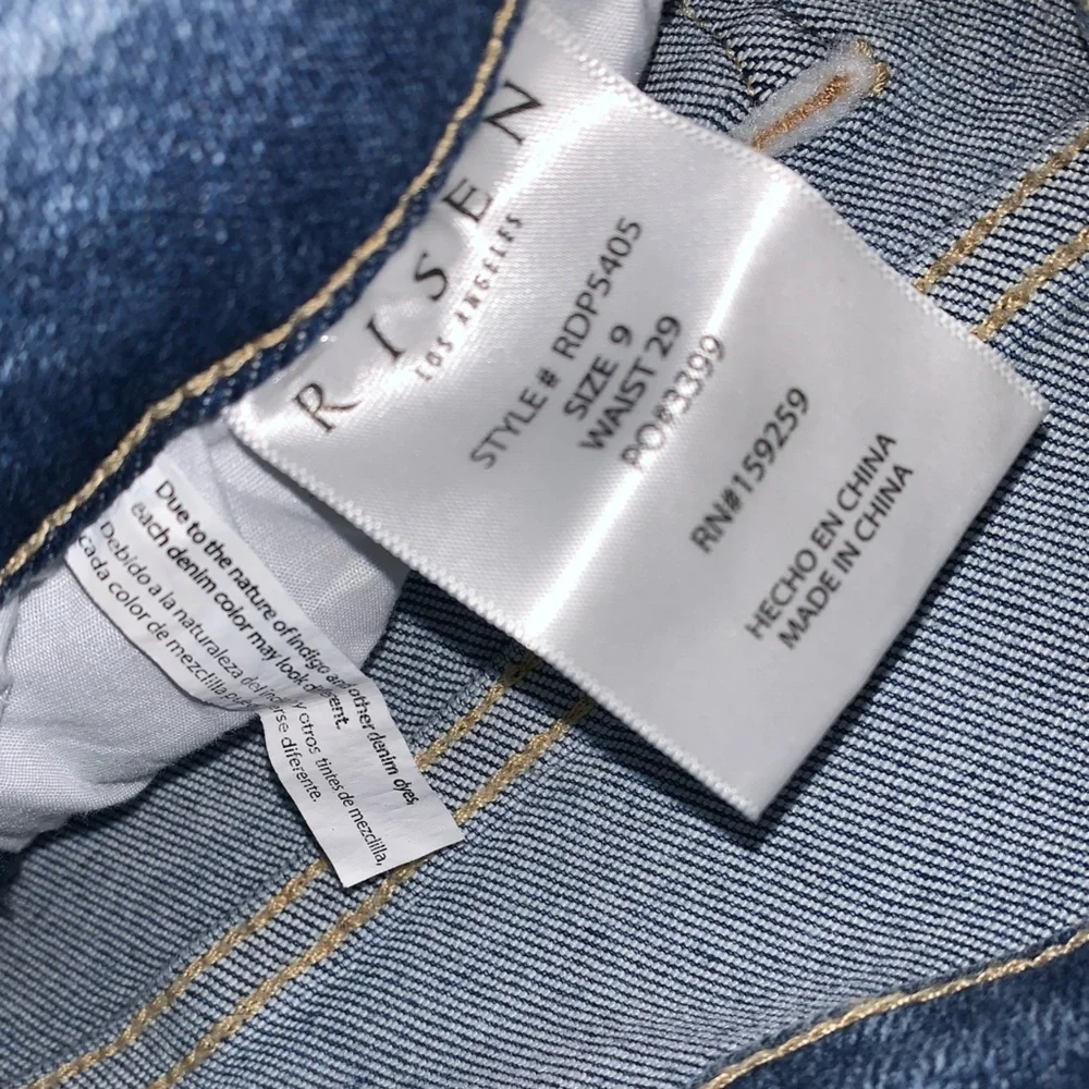 Risen high rise medium wash flared frayed hem jeans women’s size 9/29 - Picture 7 of 8